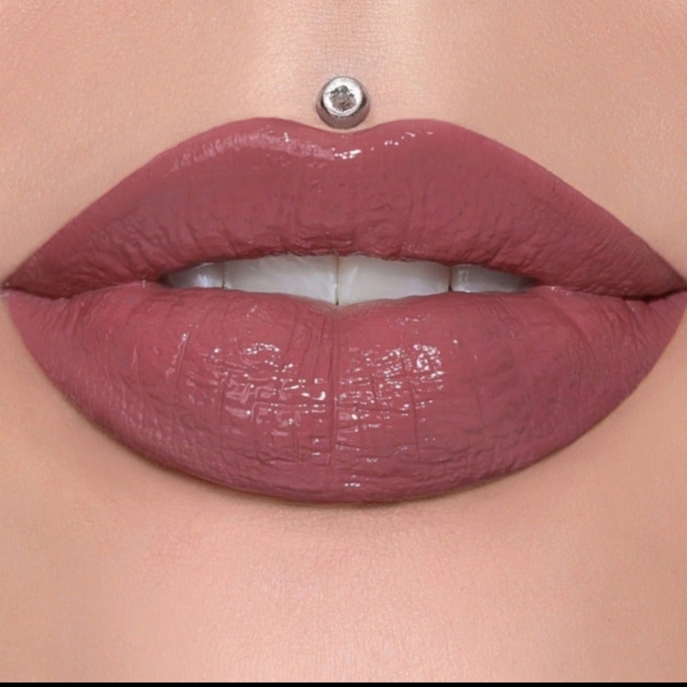 Jeffree Star Supreme Gloss  "No Shame"  NIB